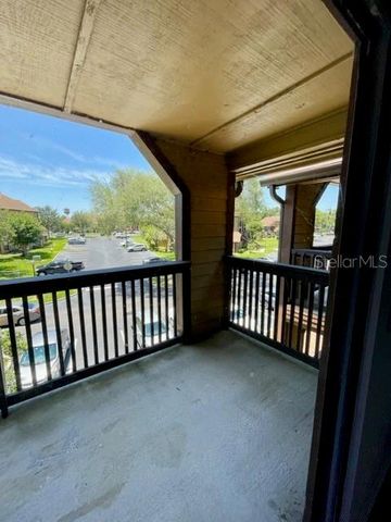 315 LAKEPOINTE DRIVE 302, Altamonte Springs, FL 32701
