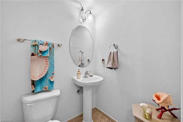 2825 Palm Beach BLVD # 317, Fort Myers, FL 33916