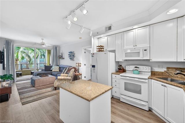 2825 Palm Beach BLVD # 317, Fort Myers, FL 33916