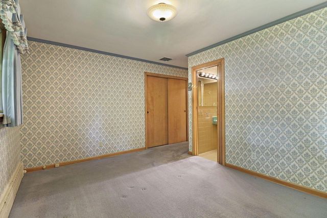 2116 37th STREET, Kenosha, WI 53140