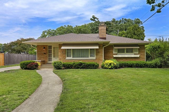 2116 37th STREET, Kenosha, WI 53140