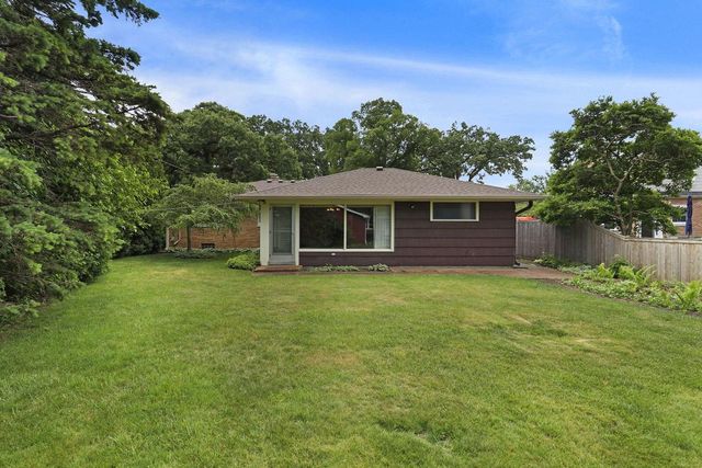 2116 37th STREET, Kenosha, WI 53140