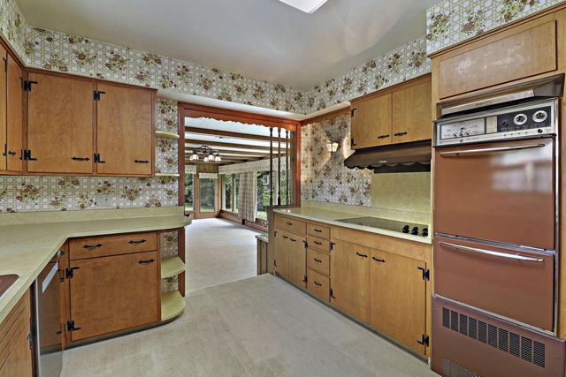 2116 37th STREET, Kenosha, WI 53140