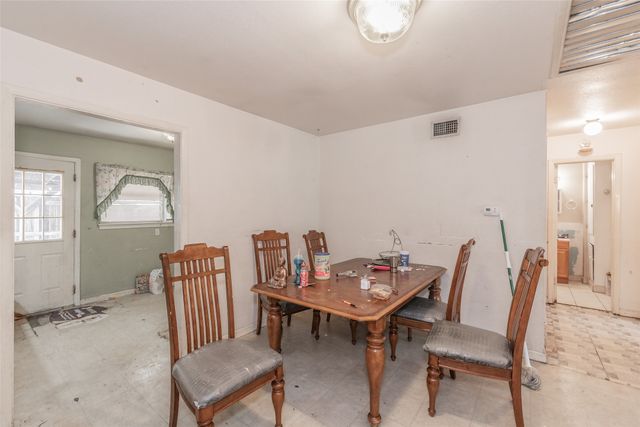 1706 Jamestown Drive D, Irving, TX 75061