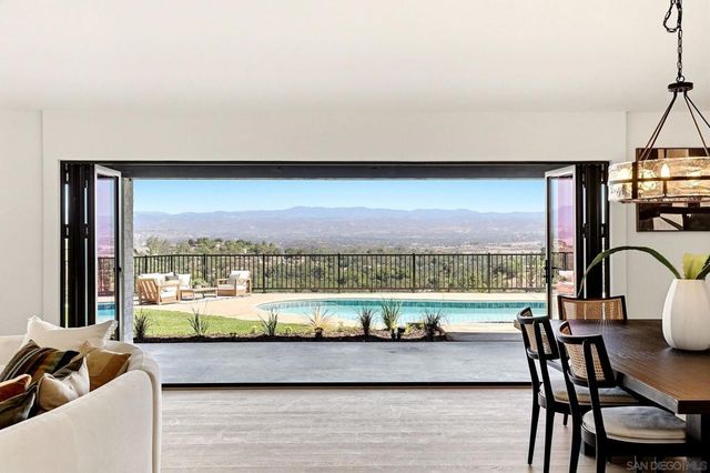 16747 Highway 67, Ramona, CA 92065