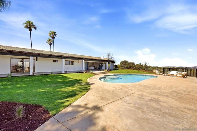 16747 Highway 67, Ramona, CA 92065