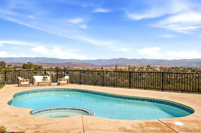 16747 Highway 67, Ramona, CA 92065