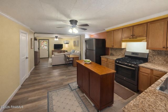 301 N Frederick Avenue, Kaplan, LA 70548