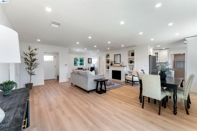 2824 Cowell Rd., Concord, CA 94518