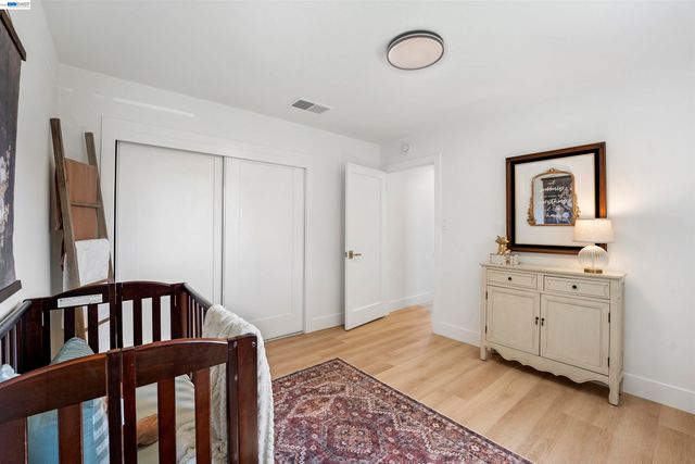 2824 Cowell Rd., Concord, CA 94518