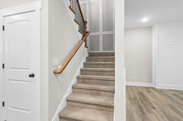 1105 Black Rock Rd, Clarksville, TN 37040