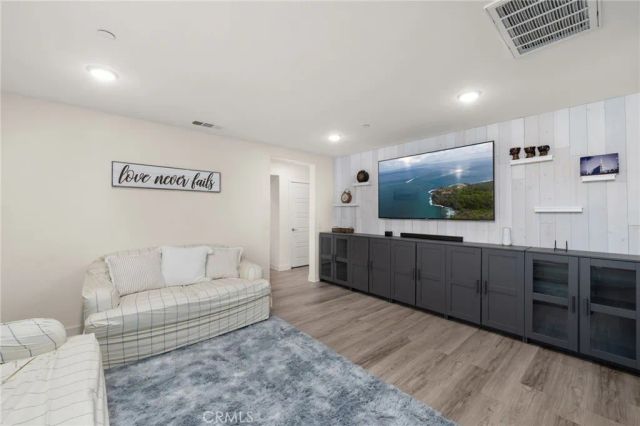 29384 Kittridge Circle, Menifee, CA 92584