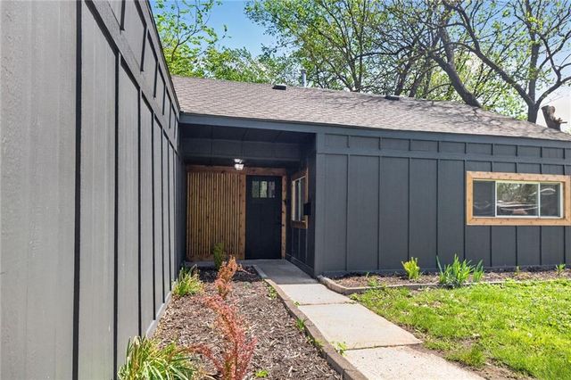 5409 Maple Street, Mission, KS 66202