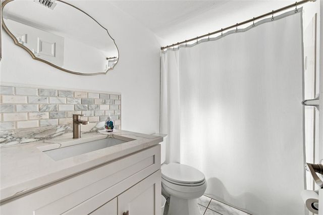 2855 DUEBY STREET, Sarasota, FL 34231