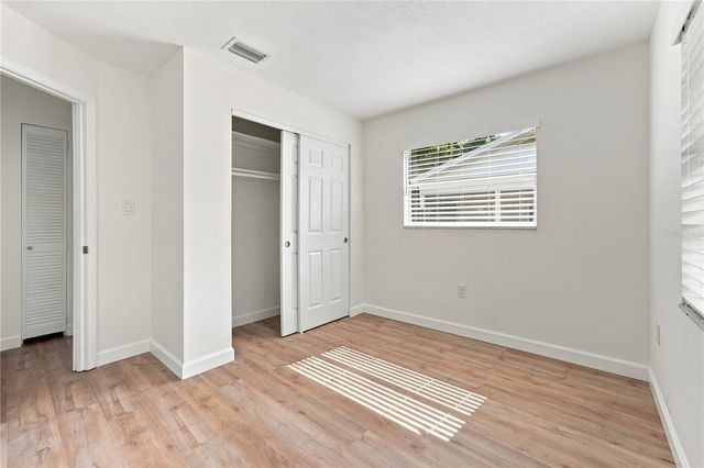 2855 DUEBY STREET, Sarasota, FL 34231