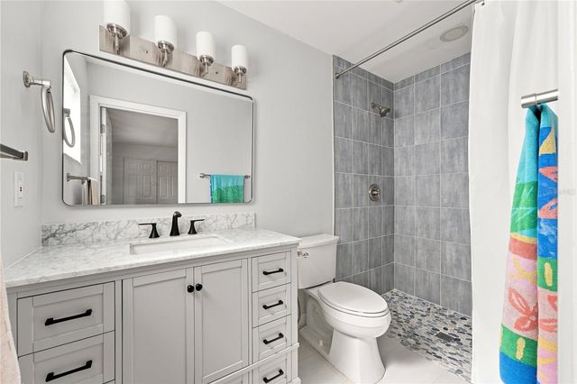 2855 DUEBY STREET, Sarasota, FL 34231