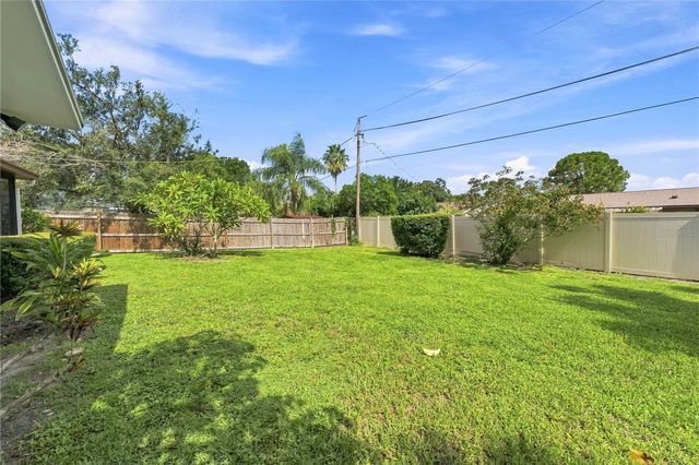 2855 DUEBY STREET, Sarasota, FL 34231
