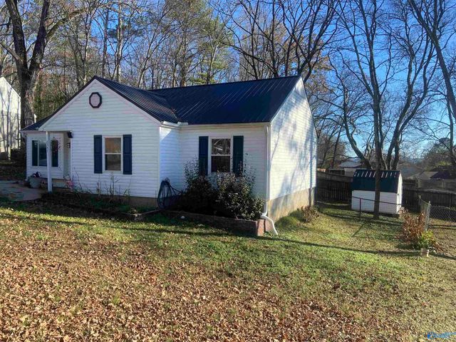 2347 SW Clovis Road, Huntsville, AL 35803