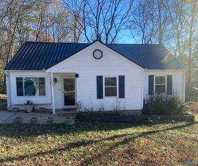 2347 SW Clovis Road, Huntsville, AL 35803