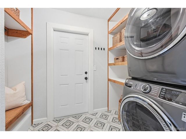 5459 E Dry Creek Cir, Centennial, CO 80122