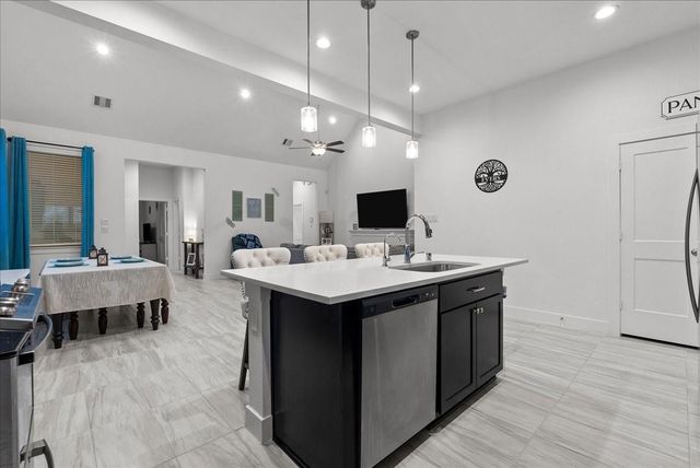 4955 Anders Lane, Manvel, TX 77583