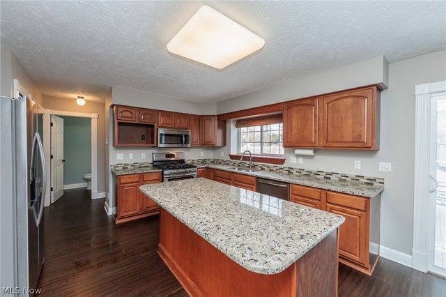 1345 Cedar Creek Court, Painesville Twp, OH 44077