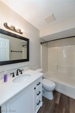 1345 Cedar Creek Court, Painesville Twp, OH 44077