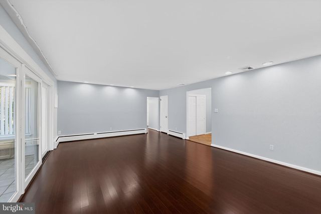 65 RUSSELL RD, Phoenixville, PA 19460