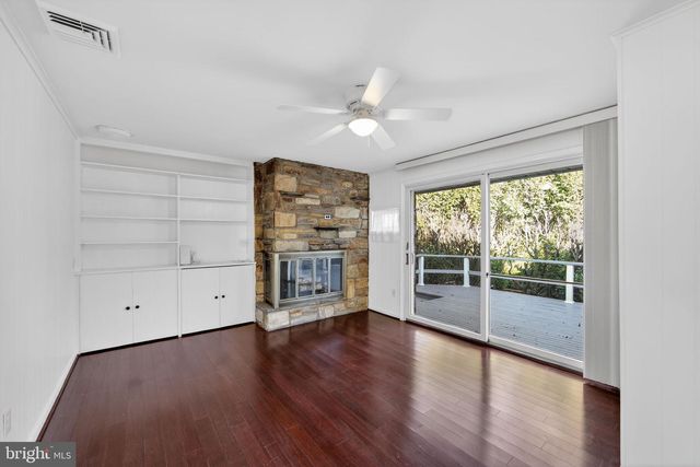 65 RUSSELL RD, Phoenixville, PA 19460