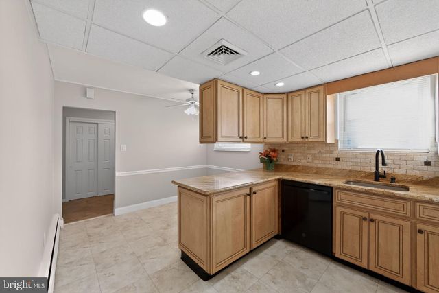 65 RUSSELL RD, Phoenixville, PA 19460