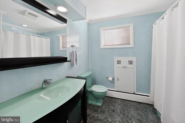 65 RUSSELL RD, Phoenixville, PA 19460