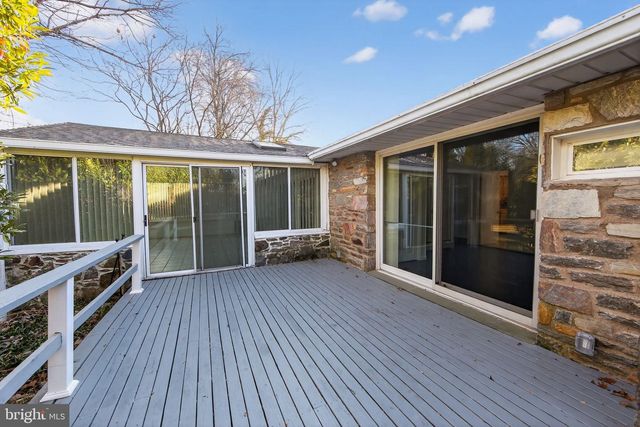 65 RUSSELL RD, Phoenixville, PA 19460