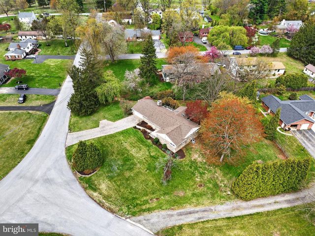 65 RUSSELL RD, Phoenixville, PA 19460