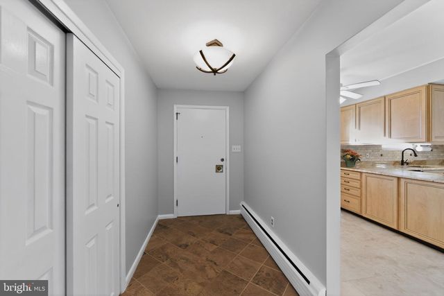 65 RUSSELL RD, Phoenixville, PA 19460