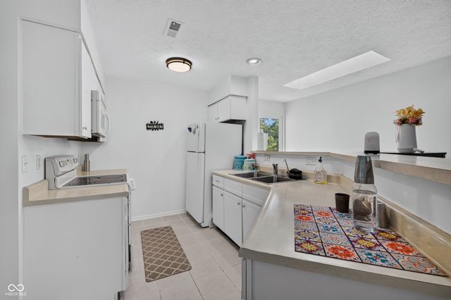 9354 Aberdare Drive, Indianapolis, IN 46250
