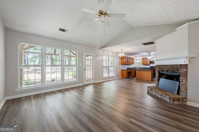 209 Garrison Chase, Senoia, GA 30276
