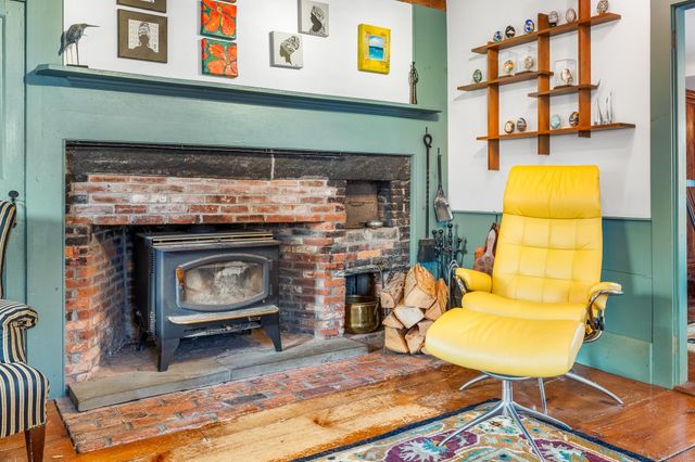 233 Dame Hill Road, Orford, NH 03777