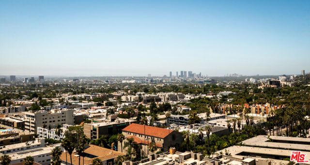 7250 Franklin Avenue 903, Los Angeles, CA 90046