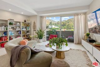 7250 Franklin Avenue 903, Los Angeles, CA 90046