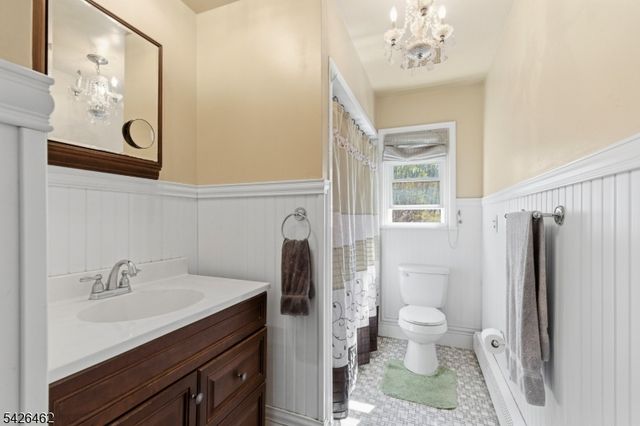 15 Valley Trl, Jefferson Twp., NJ 07438