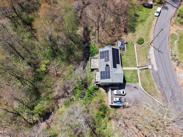 15 Valley Trl, Jefferson Twp., NJ 07438