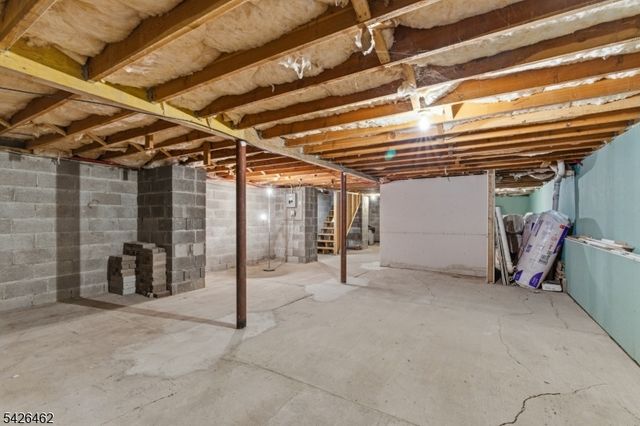 15 Valley Trl, Jefferson Twp., NJ 07438