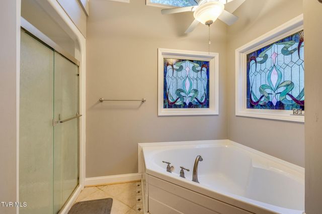 2323 Wynwood Drive, Jonesborough, TN 37659