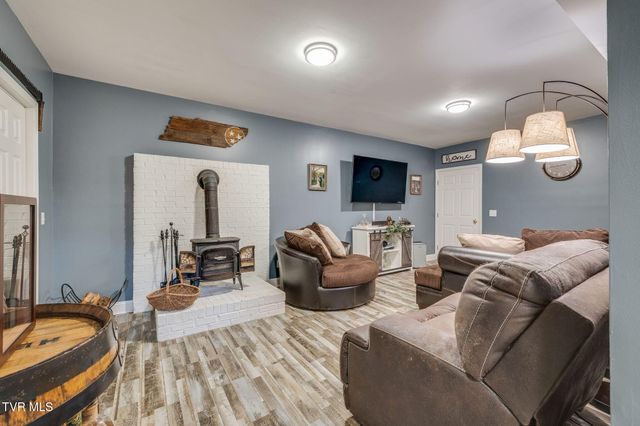 2323 Wynwood Drive, Jonesborough, TN 37659