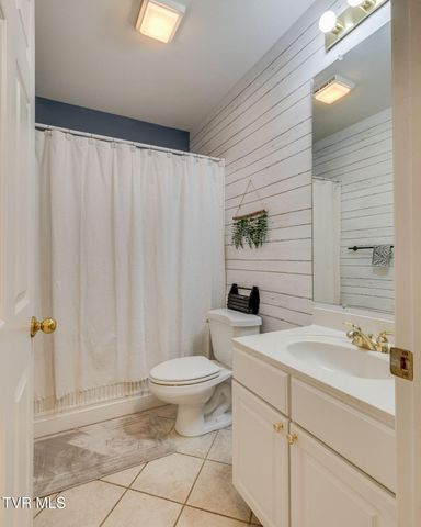2323 Wynwood Drive, Jonesborough, TN 37659