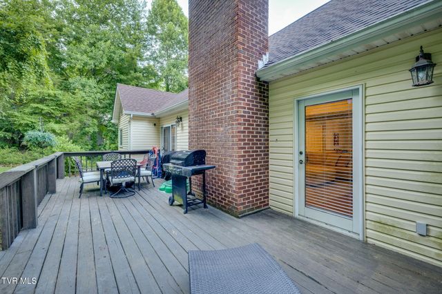 2323 Wynwood Drive, Jonesborough, TN 37659