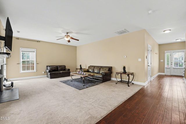 3205 Dove Hunter Circle, Fayetteville, NC 28306