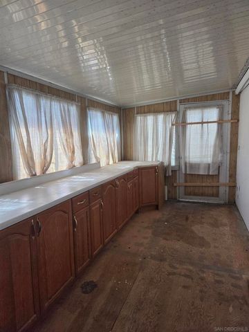 2550 E Valley Parkway 122, Escondido, CA 92027