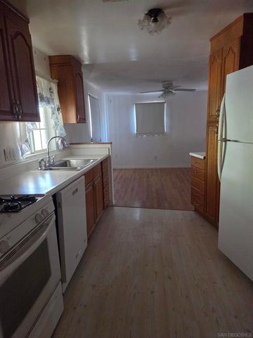 2550 E Valley Parkway 122, Escondido, CA 92027