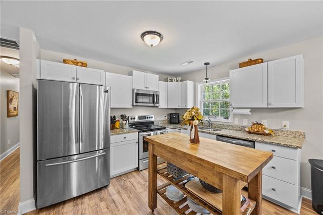 3422 Old Mountain Road, Lexington, NC 27292
